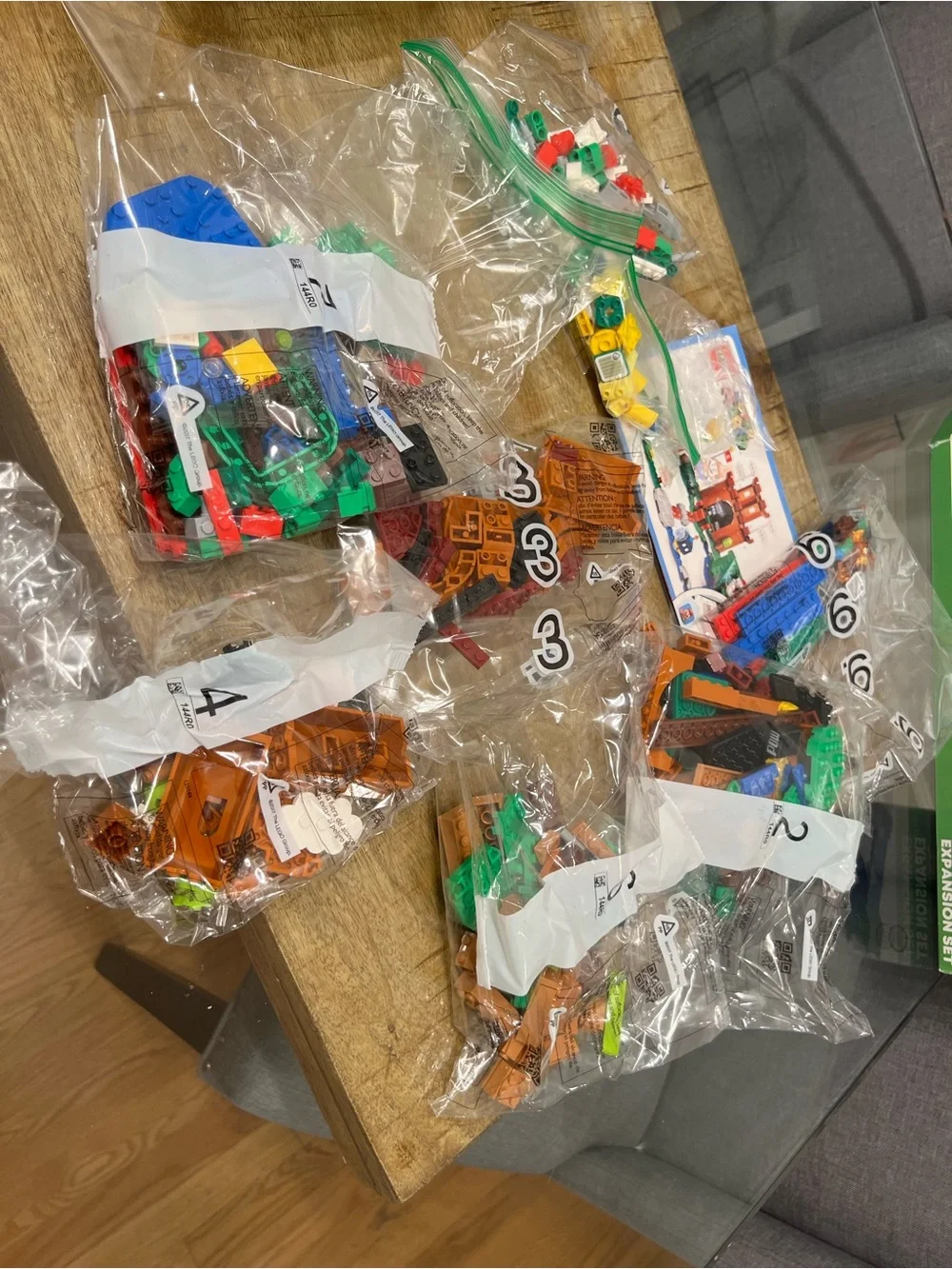 2 LEGO Super Mario Guarded Fortress & starter course sets